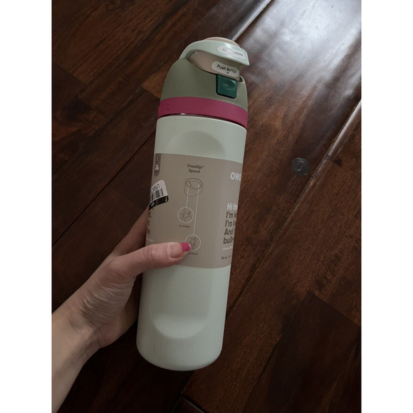 Owala Swig spout FreeSip 24oz. Stainless Steel Water Bottle Lime Light Colorway - Picture 1 of 4